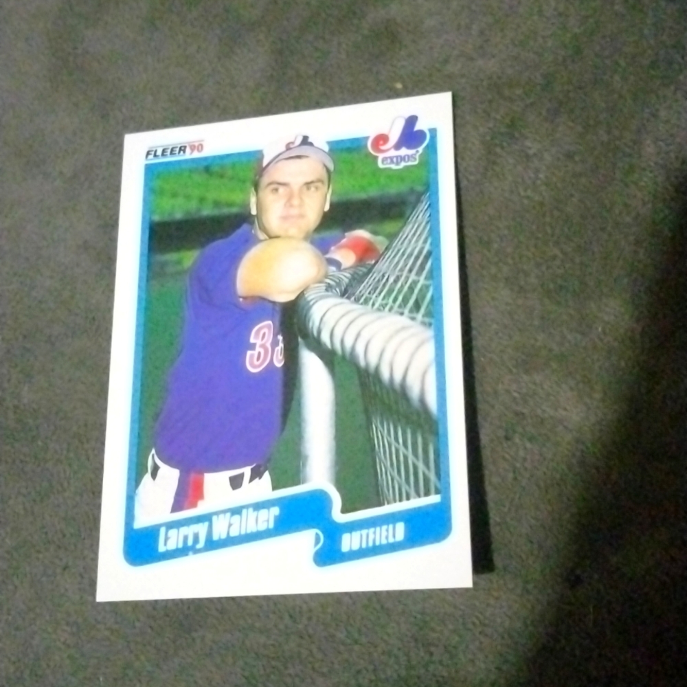 1990 fleer Larry Walker rookie baseball card. Mint condition !!!